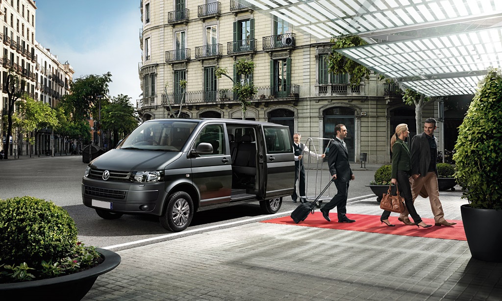 Budapest Airport Taxi Transfer Budapest Airport, Airport taxi, Car, Bus, Road, Train, Rail, Drive, Get to, Get from, Budapest to, Hungary, from Budapest, Airport, to Budapest, from Budapest to, Transfer, Travel, Transport, Moving, to Hungary, from Hungary, Budapest, Taxi, Plane, Station, Hotel